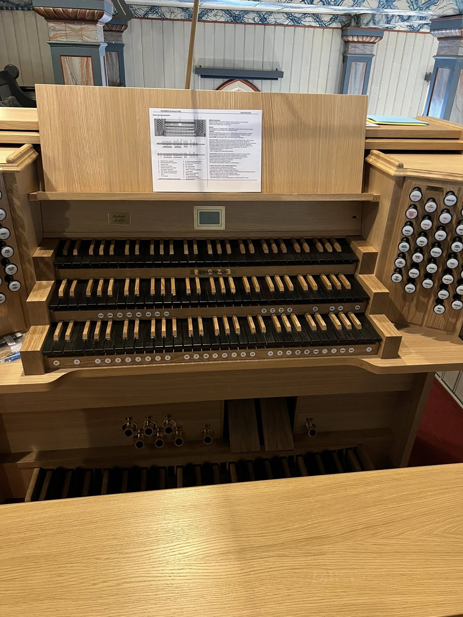 Ecclesia T-250 · installasjon